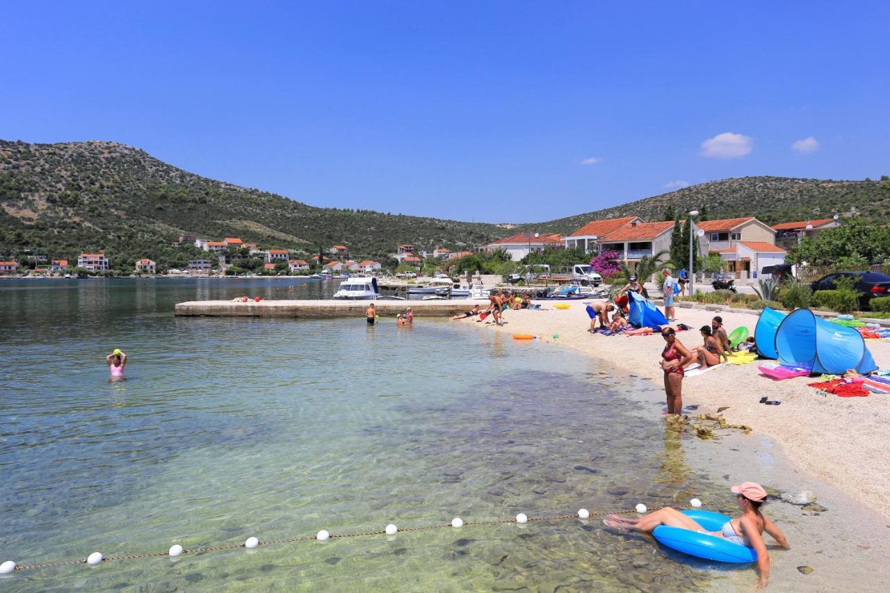 Apartments With A Parking Space Poljica, Trogir - 11454 玛里纳 外观 照片